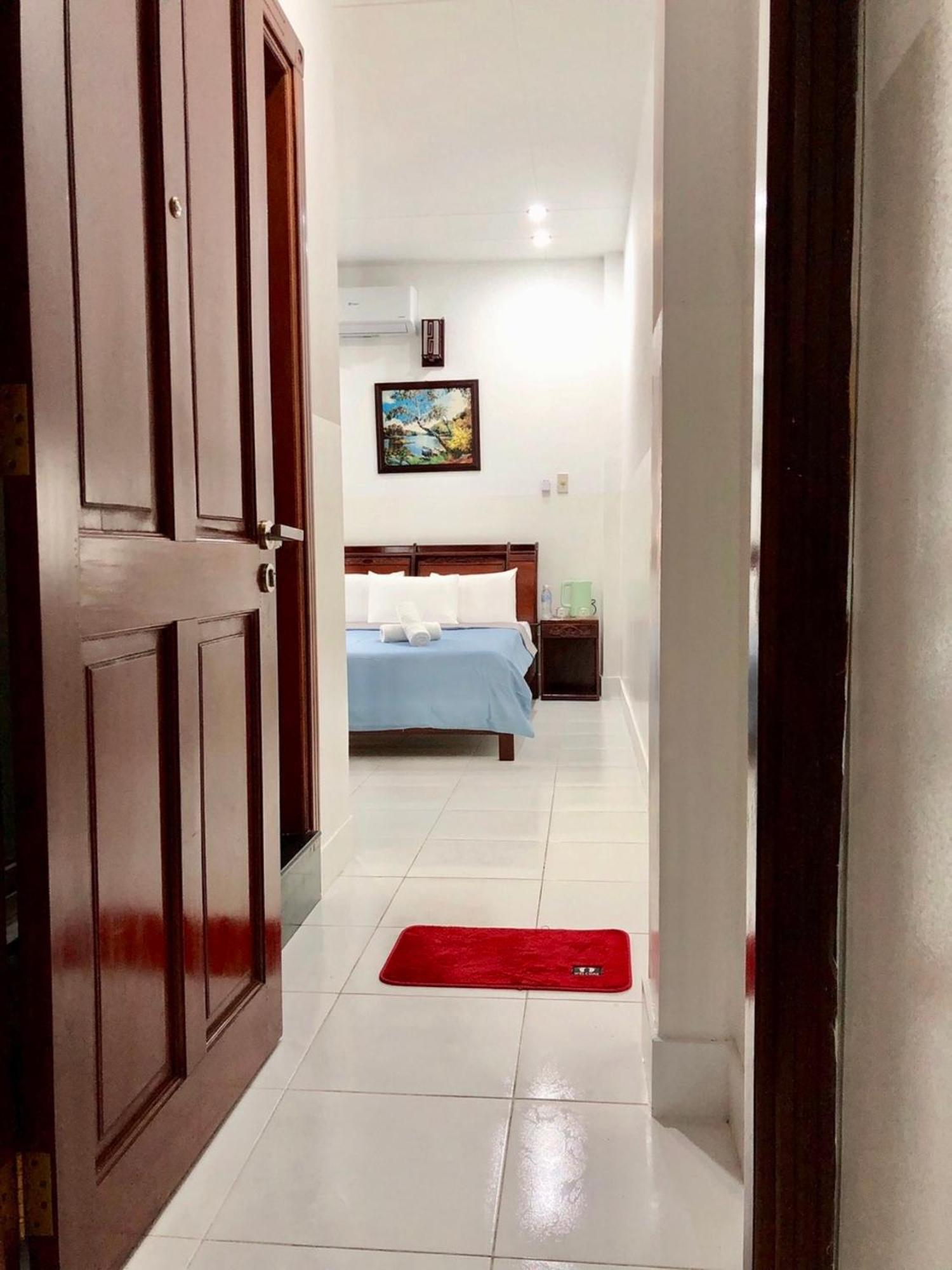Saigon Cozy2 Hotel At 241 Pham Ngu Lao Street Хошимин Экстерьер фото