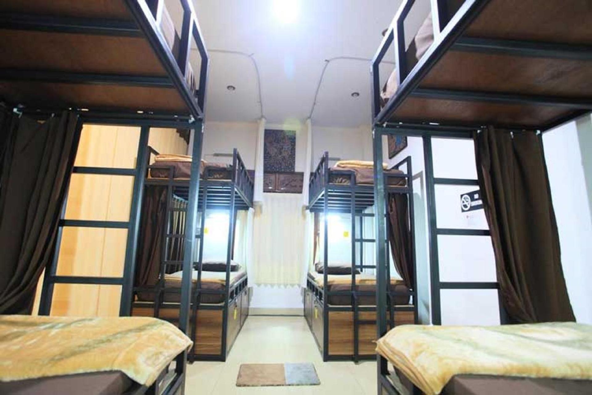 Saigon Cozy2 Hotel At 241 Pham Ngu Lao Street Хошимин Экстерьер фото